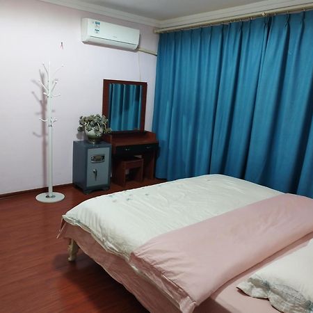 空中花园民宿 贵阳火车站店 Zewnętrze zdjęcie